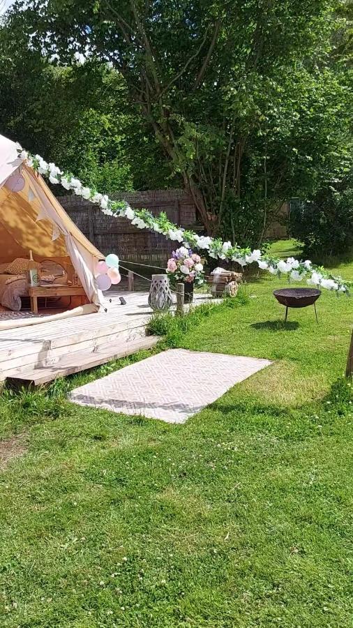 Hopgarden Glamping - Luxury 6M Bell Tent Wadhurst Экстерьер фото